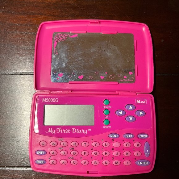 Mani Technology My First Diary Electronic Diary Toy -Pink with mirror - Picture 3 of 6